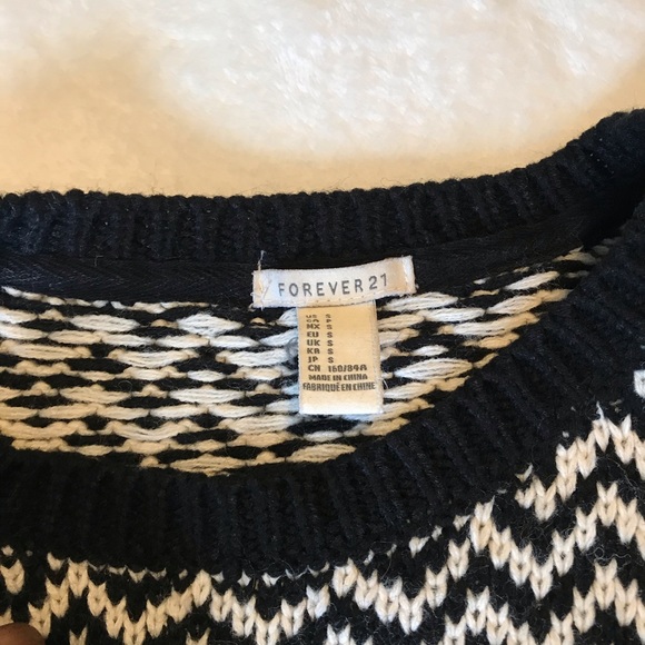 Pattern sweater - Picture 2 of 2